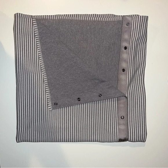 Lululemon Vinyasa Scarf Rulu Grey White Stripe - Picture 2 of 4